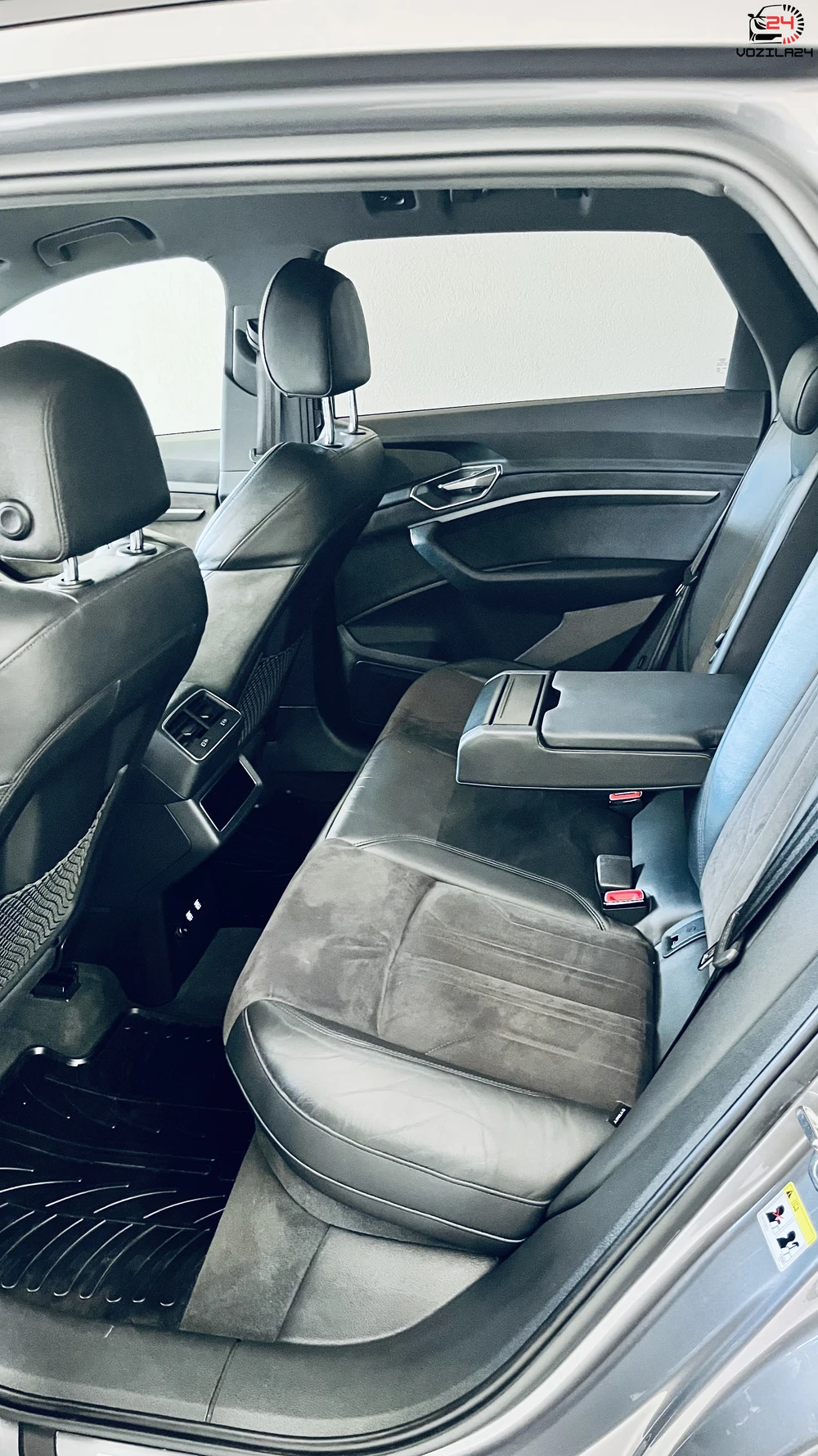 Audi E-tron SUV