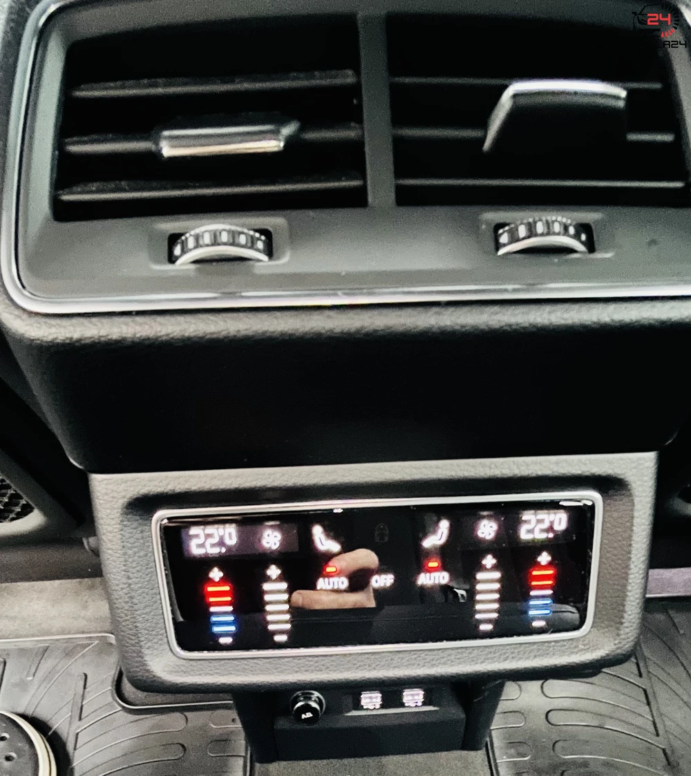 Audi E-tron SUV