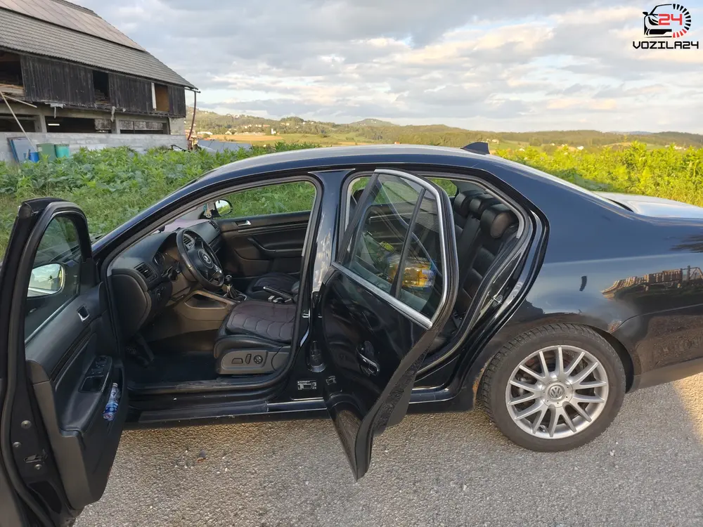 Volkswagen Jetta Sedan