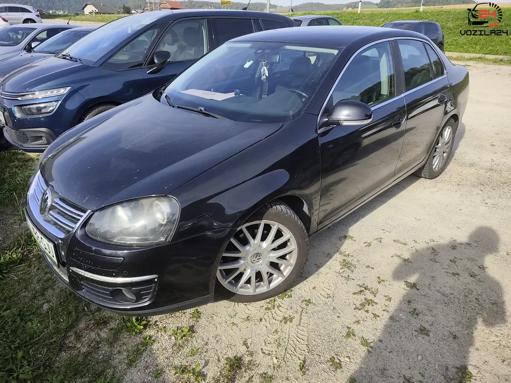 Volkswagen Jetta Sedan