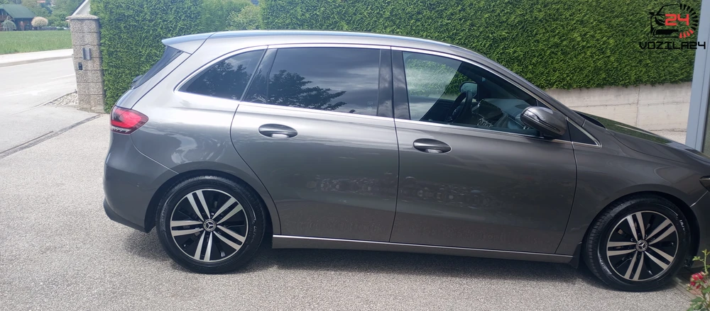 Mercedes-Benz B-Klasa 180