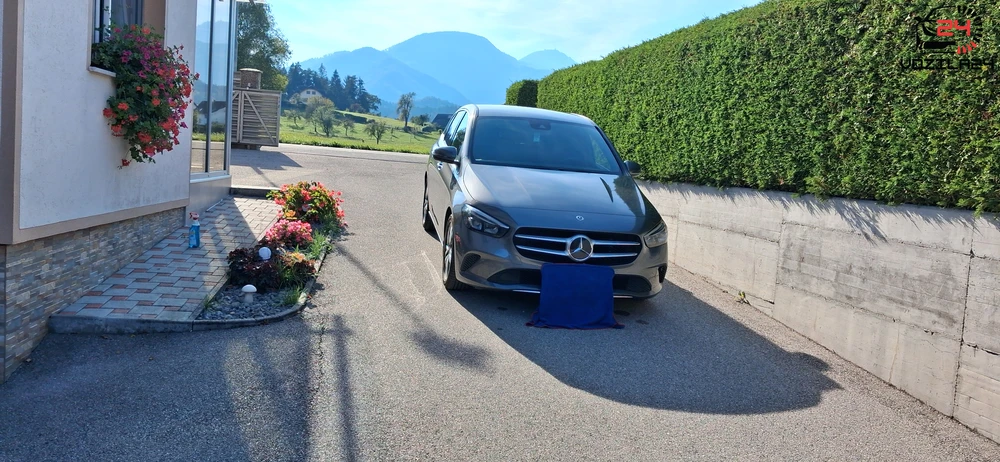 Mercedes-Benz B-Klasa 180