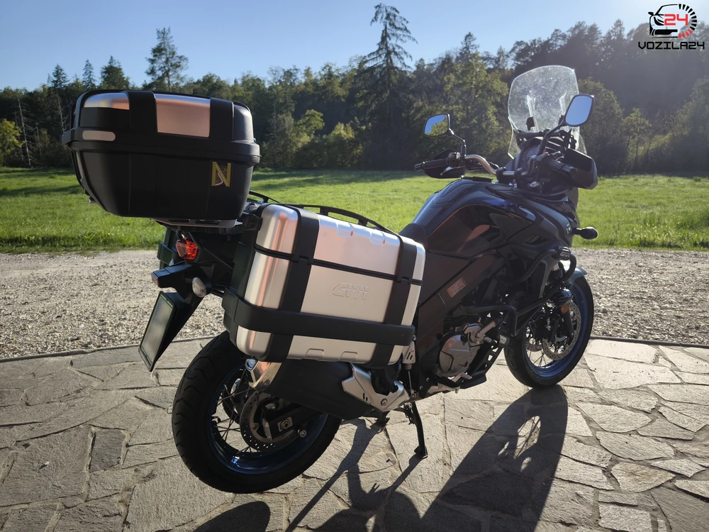 Suzuki V Strom DL650XT