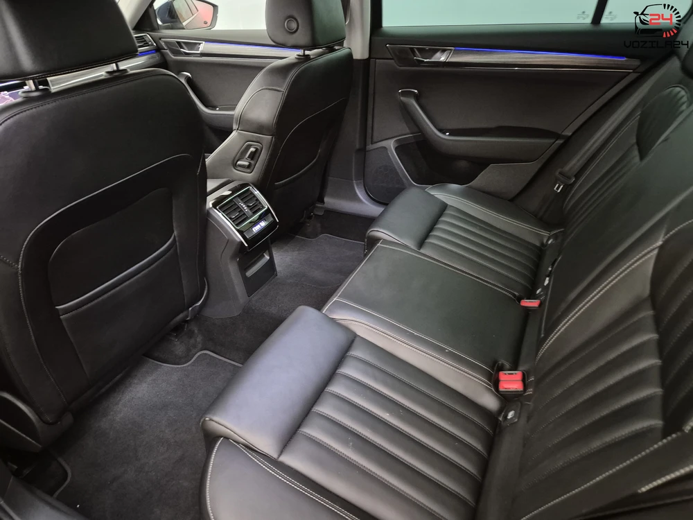 Škoda Superb L&K