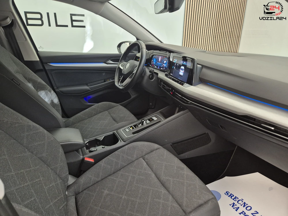 Volkswagen Golf Life