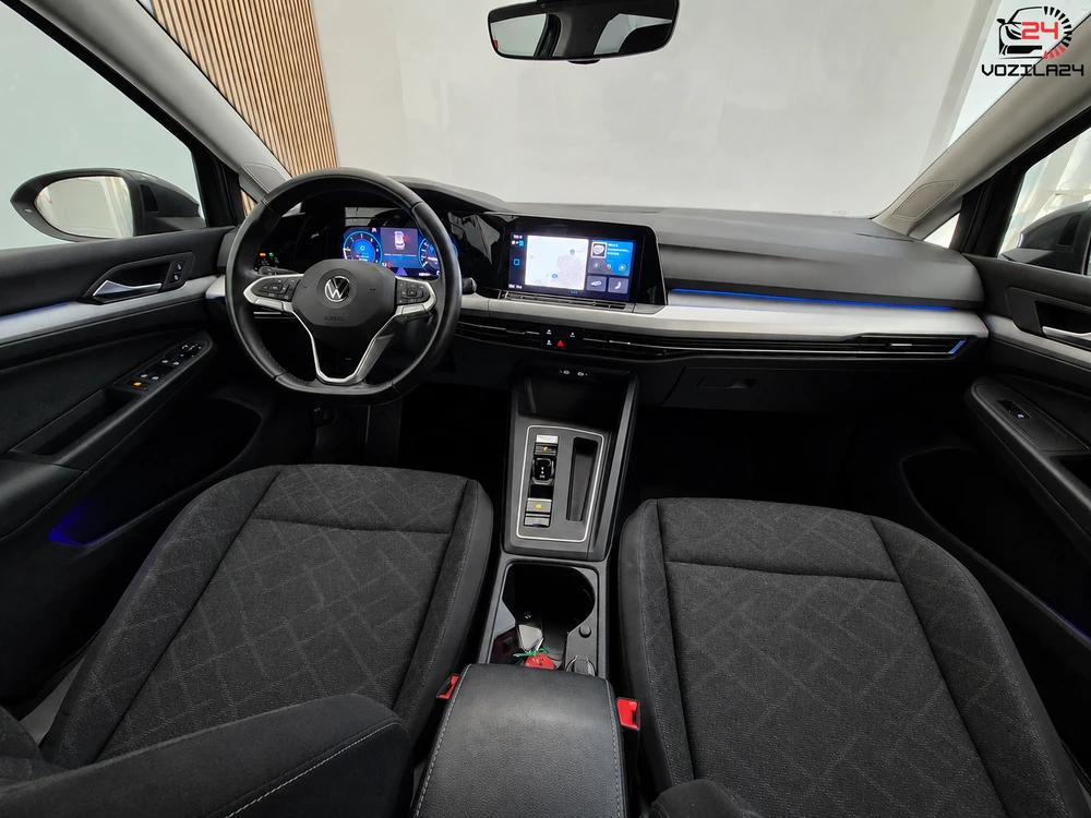 Volkswagen Golf Life