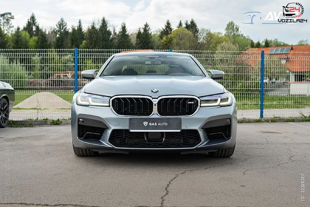 BMW M5