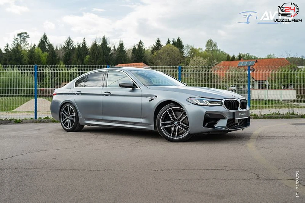 BMW M5