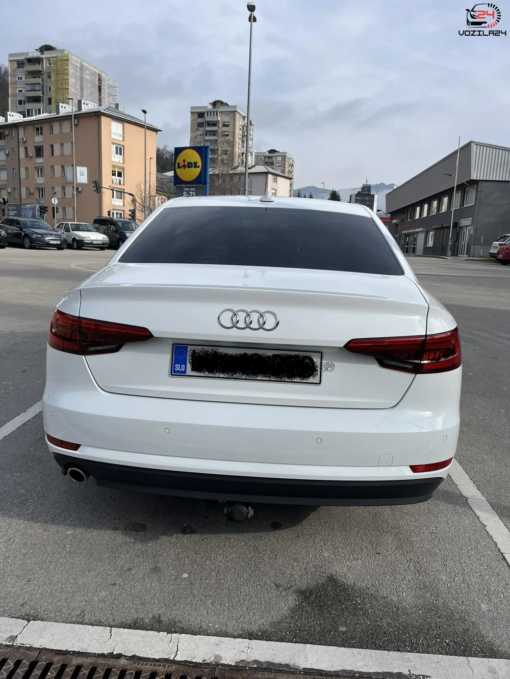 Audi A4 Sedan