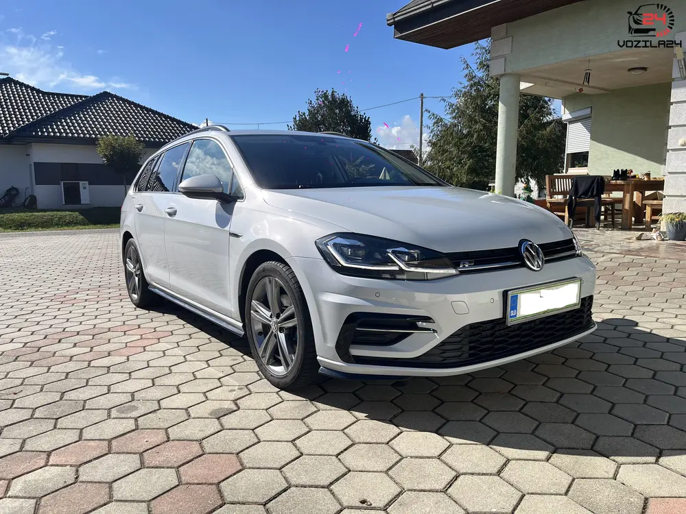 Volkswagen Golf R-Line
